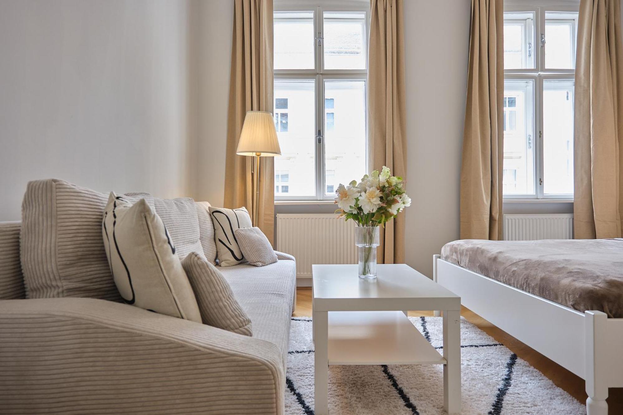 וינה Chic Apartment - Near U3 Metro מראה חיצוני תמונה