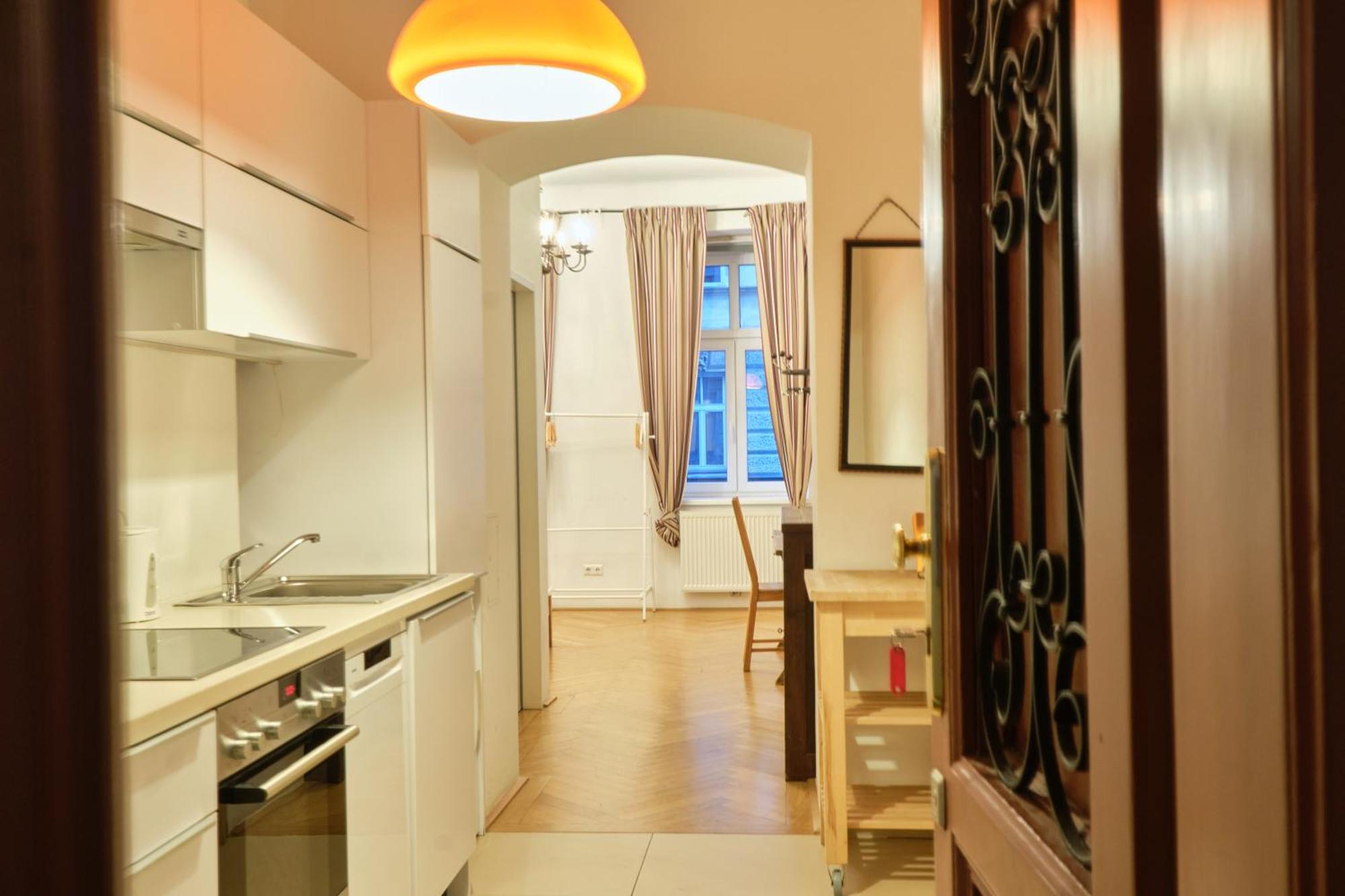 וינה Chic Apartment - Near U3 Metro מראה חיצוני תמונה